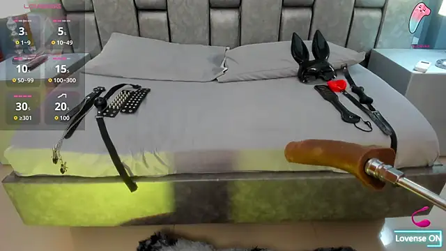 AniEvans  online show from 02.12.26