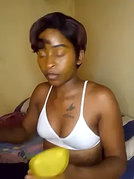 Snapshot of Nomawethu2002 chatting on 09.28.25 Nomawethu2002 online show from 09.28.25