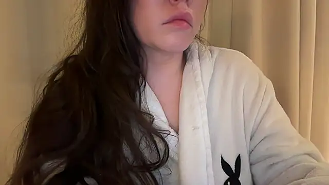 Snapshot of Sandysecret chatting on 04.29.26 Sandysecret online show from 04.29.26