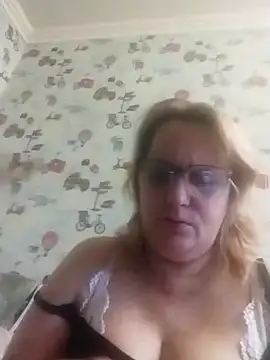 Forest-Lady online show from 10.25.25