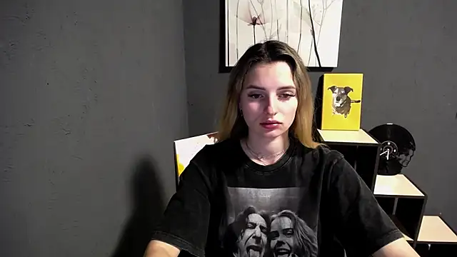 Snapshot of lady_olivia_ chatting on 05.05.26 lady olivia online show from 05.05.26