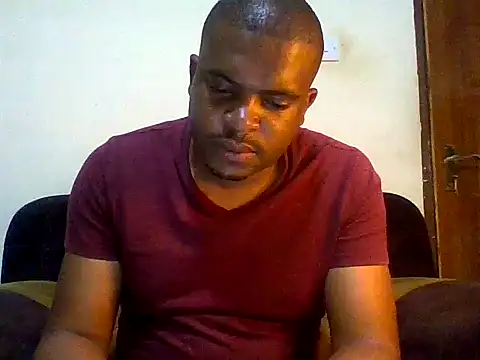 Snapshot of lui_cuuty chatting on 09.28.25 lui cuuty online show from 09.28.25