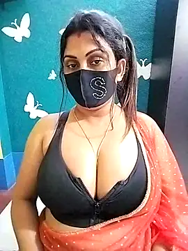 Snapshot of Riya_Sexy_Baby chatting on 03.07.25 Riya Sexy Baby online show from 03.07.25