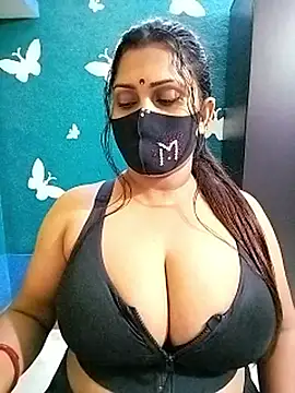 Snapshot of Riya_Sexy_Baby chatting on 10.22.25 Riya Sexy Baby online show from 10.22.25