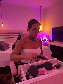 YasmimBrasil online show from 03.02.26