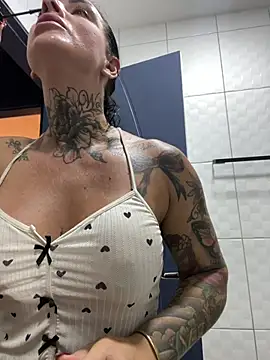 YasmimBrasil online show from 04.16.26