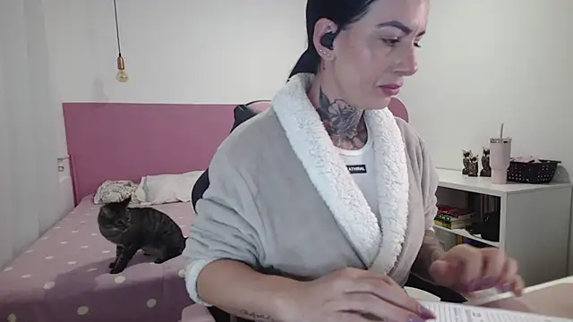 YasmimBrasil online show from 07.21.26