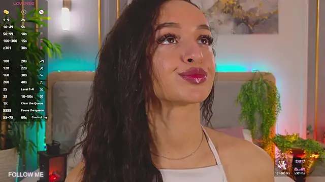 Lolly Neal online show from 04.13.26