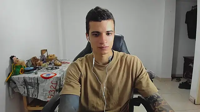 Snapshot of Balo_lovers chatting on 01.18.25 Balo lovers online show from 01.18.25