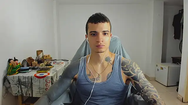 Snapshot of Balo_lovers chatting on 01.30.25 Balo lovers online show from 01.30.25