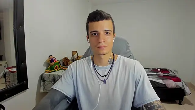 Snapshot of Balo_lovers chatting on 02.17.25 Balo lovers online show from 02.17.25