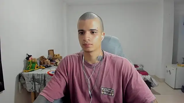 Snapshot of Balo_lovers chatting on 03.03.25 Balo lovers online show from 03.03.25