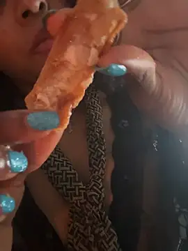 CamGirlLeanna online show from 02.24.25