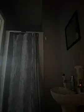 CamGirlLeanna online show from 02.25.25