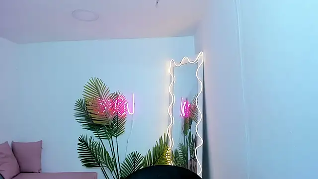 Chiara tay online show from 01.18.25