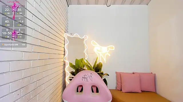 Chiara tay online show from 02.05.25