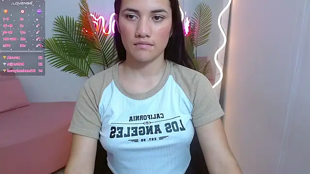 Chiara tay online show from 03.20.25