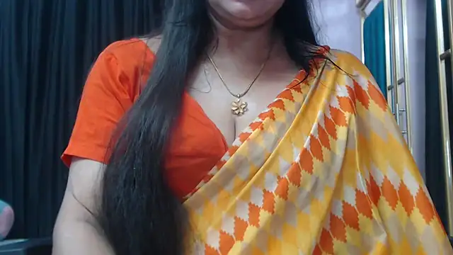 desi-maisa130 online show from 10.18.25