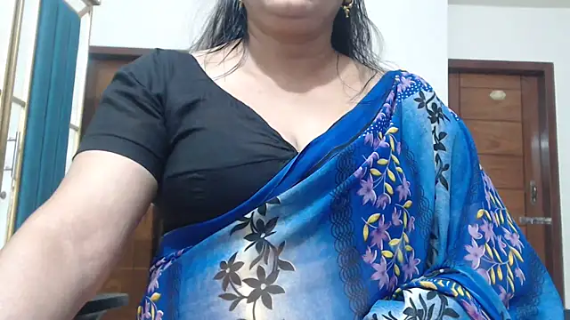 Snapshot of desi-maisa130 chatting on 04.23.26 desi-maisa130 online show from 04.23.26