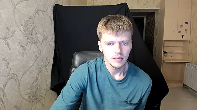 Snapshot of Tomas_Shelbi chatting on 09.21.25 Tomas Shelbi online show from 09.21.25