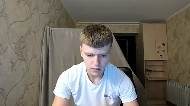 Snapshot of Tomas_Shelbi chatting on 10.11.25 Tomas Shelbi online show from 10.11.25