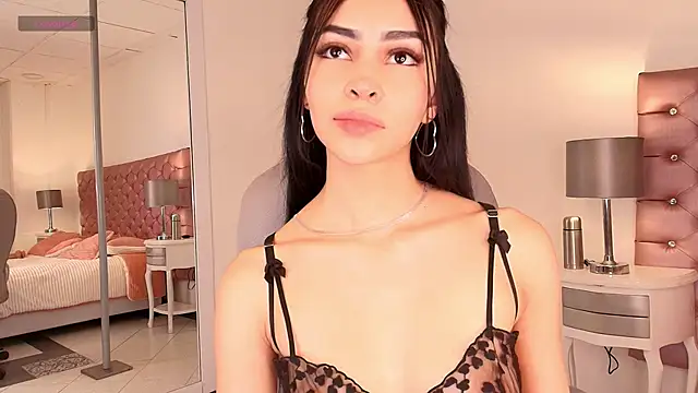 celine golden1 online show from 10.16.25