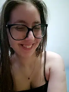 Snapshot of Sarah459 chatting on 05.10.26 Sarah459 online show from 05.10.26