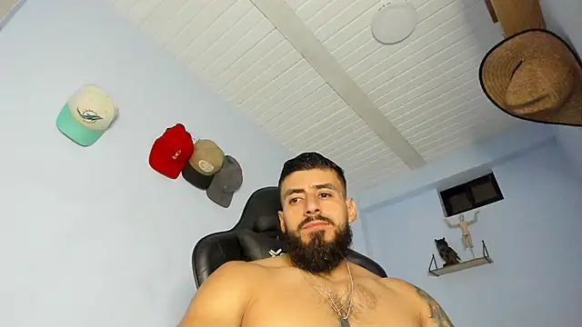 Snapshot of _Poseidon1_ chatting on 10.21.25 Poseidon1 online show from 10.21.25