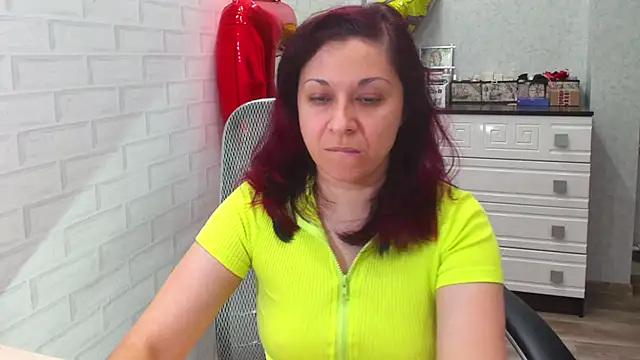 TeasyLana online show from 03.18.25