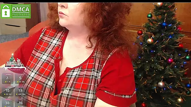 Snapshot of RoseRed69 chatting on 12.28.24 RoseRed69 online show from 12.28.24