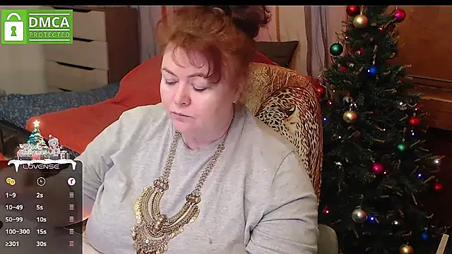 Snapshot of RoseRed69 chatting on 01.05.25 RoseRed69 online show from 01.05.25