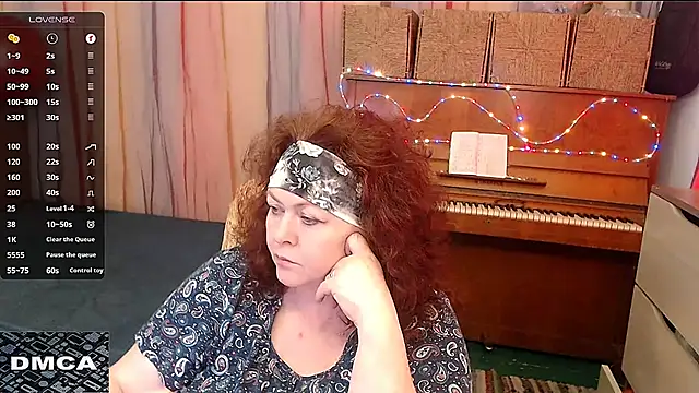 Snapshot of RoseRed69 chatting on 03.05.25 RoseRed69 online show from 03.05.25