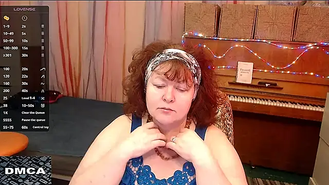 Snapshot of RoseRed69 chatting on 03.07.25 RoseRed69 online show from 03.07.25