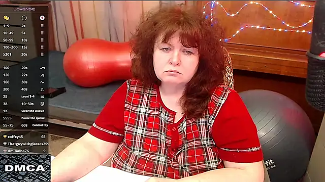 Snapshot of RoseRed69 chatting on 03.11.25 RoseRed69 online show from 03.11.25