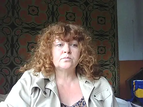 Snapshot of RoseRed69 chatting on 09.12.25 RoseRed69 online show from 09.12.25