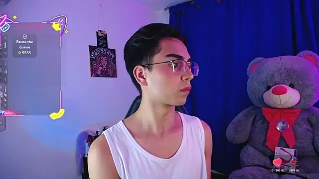 OwenBluee online show from 07.29.26