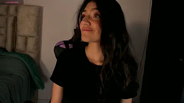 Snapshot of mabel_candy chatting on 04.30.26 mabel candy online show from 04.30.26