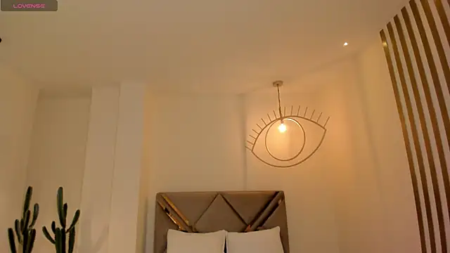 ValeriaRiveraX online show from 02.26.25