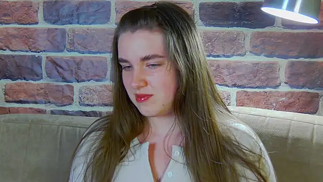 Sofia Hugs online show from 04.19.26