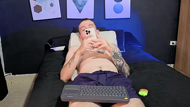 Dylanwhite23  online show from 03.13.26