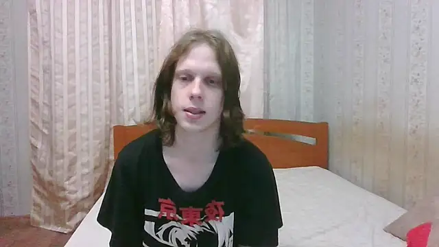 Snapshot of Crystal_Love_Porn chatting on 12.17.24 Crystal Love Porn online show from 12.17.24