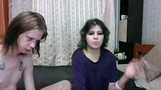 Snapshot of Crystal_Love_Porn chatting on 03.23.25 Crystal Love Porn online show from 03.23.25