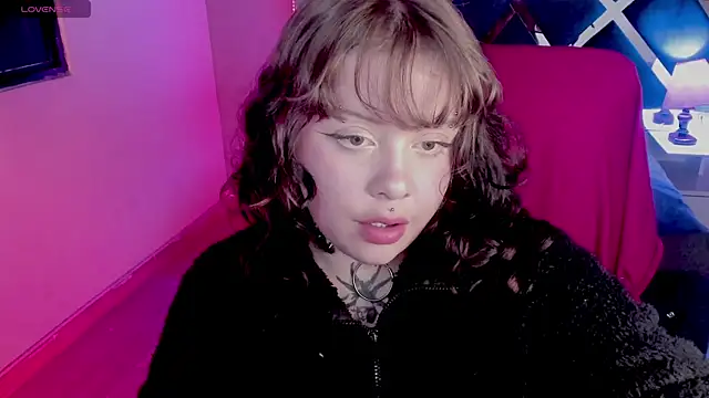 Sabrina scarlett online show from 03.17.25