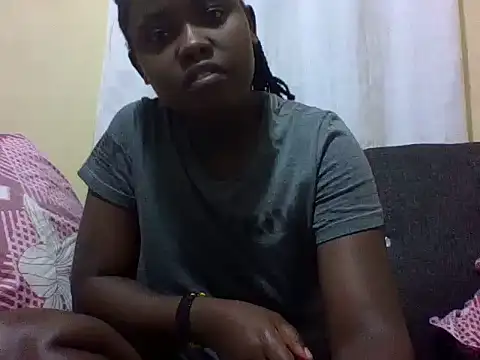 Sweetcecie01 online show from 06.07.26
