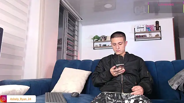 ashely ryan24 online show from 06.10.26