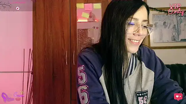 LauGrayJ online show from 03.12.26