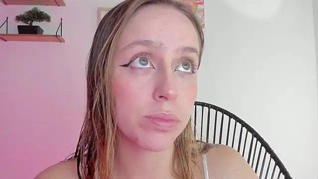 SofiaGc online show from 12.19.24