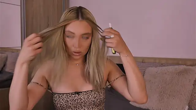 Jessielle online show from 06.06.26