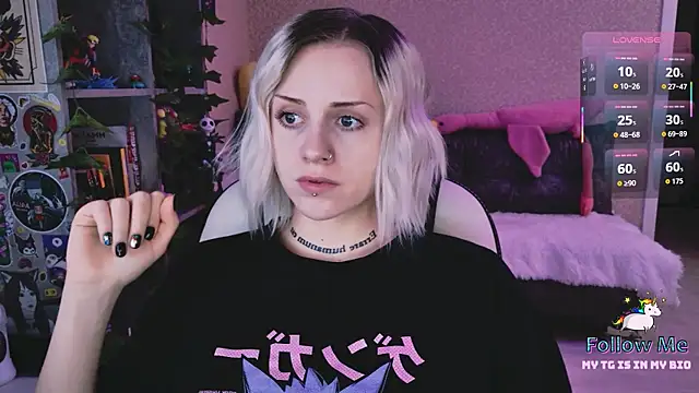 NaniMoore online show from 02.07.26