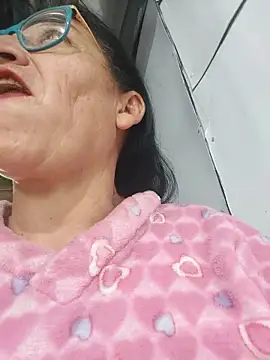 clarita 01 online show from 02.13.26